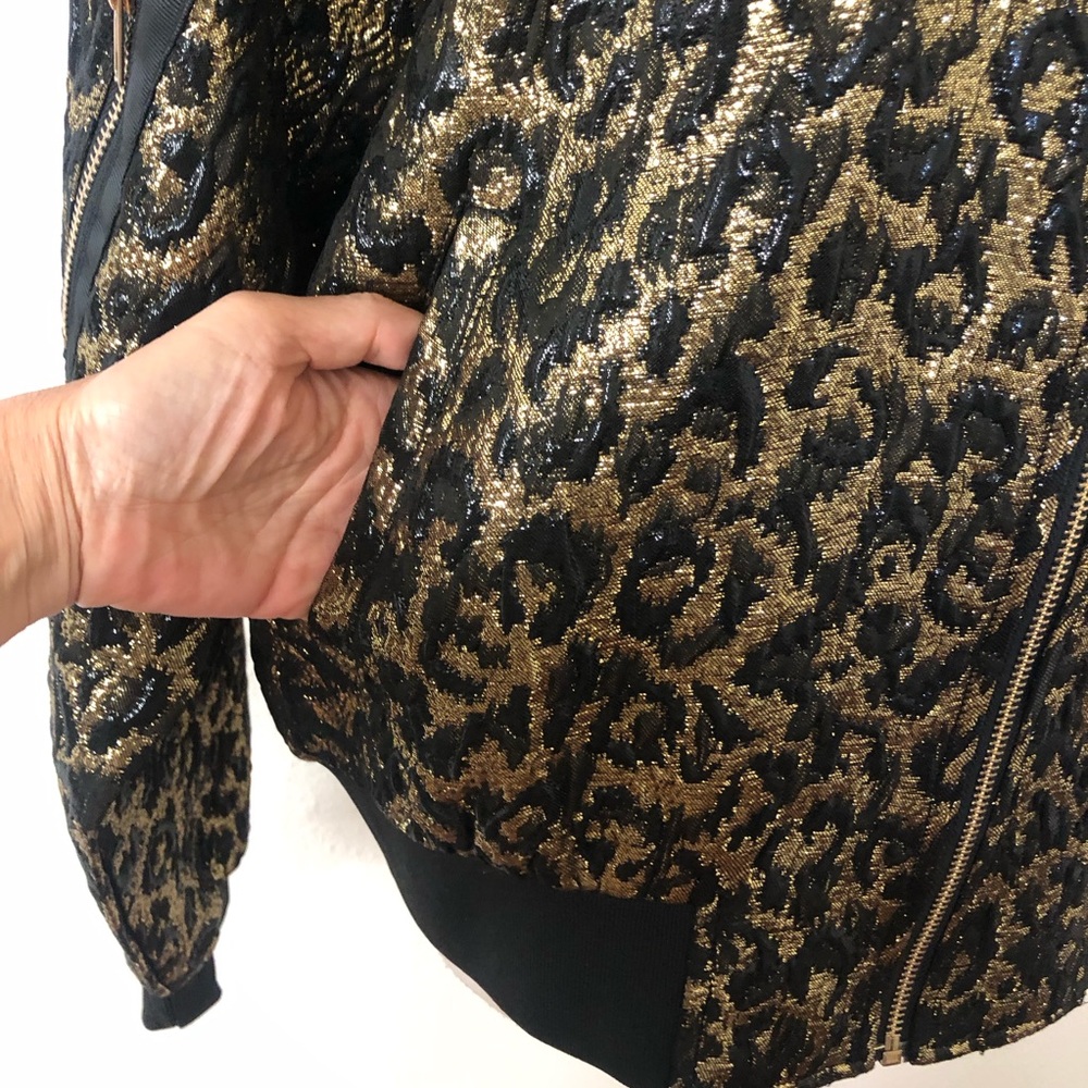 NWOT Nasty Gal Metallic Leopard Bomber Jacket L - Picture 8 of 11